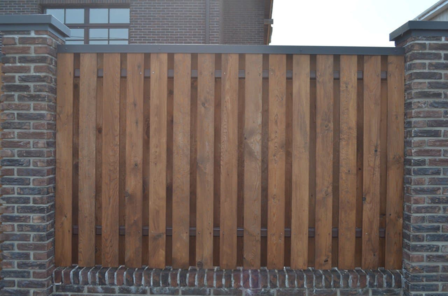 Забор №10 - шахматный с планкой